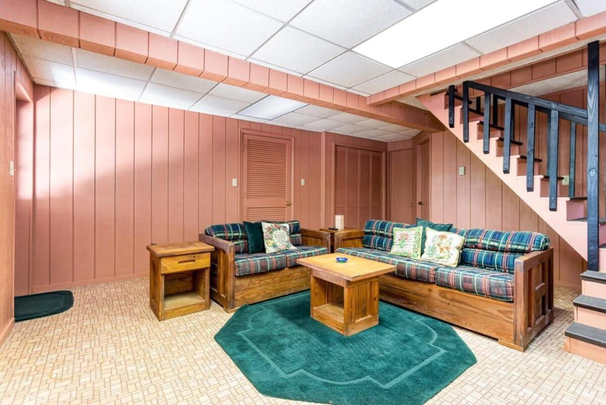 Hot Tub, Large Deck, Wifi, Fire Pit At Chalet Cabin Morton Grove المظهر الخارجي الصورة
