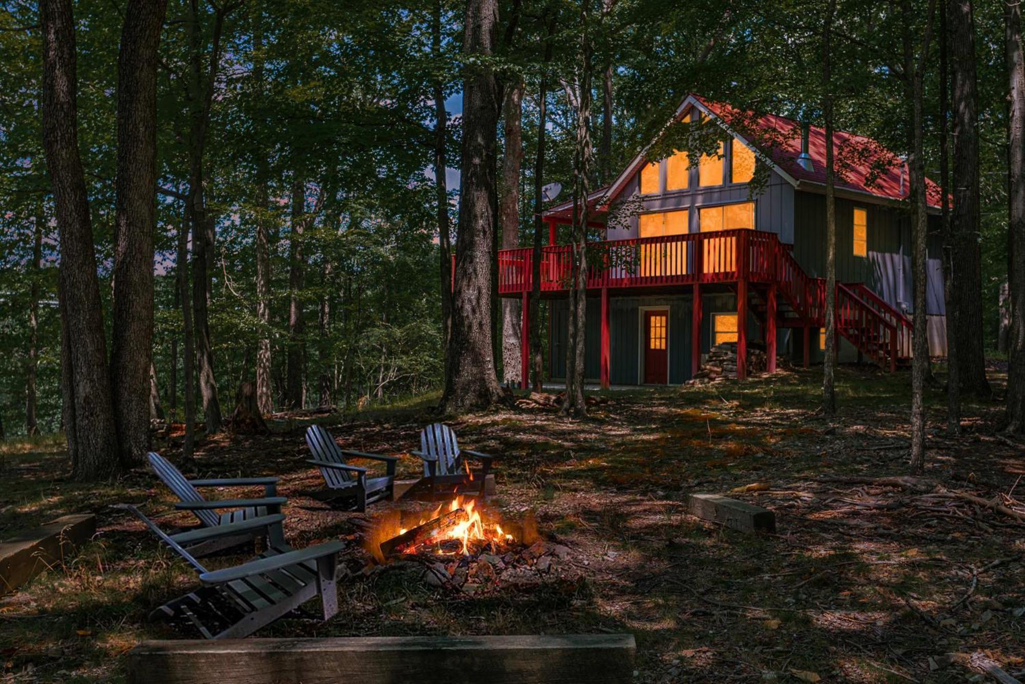 Hot Tub, Large Deck, Wifi, Fire Pit At Chalet Cabin Morton Grove المظهر الخارجي الصورة