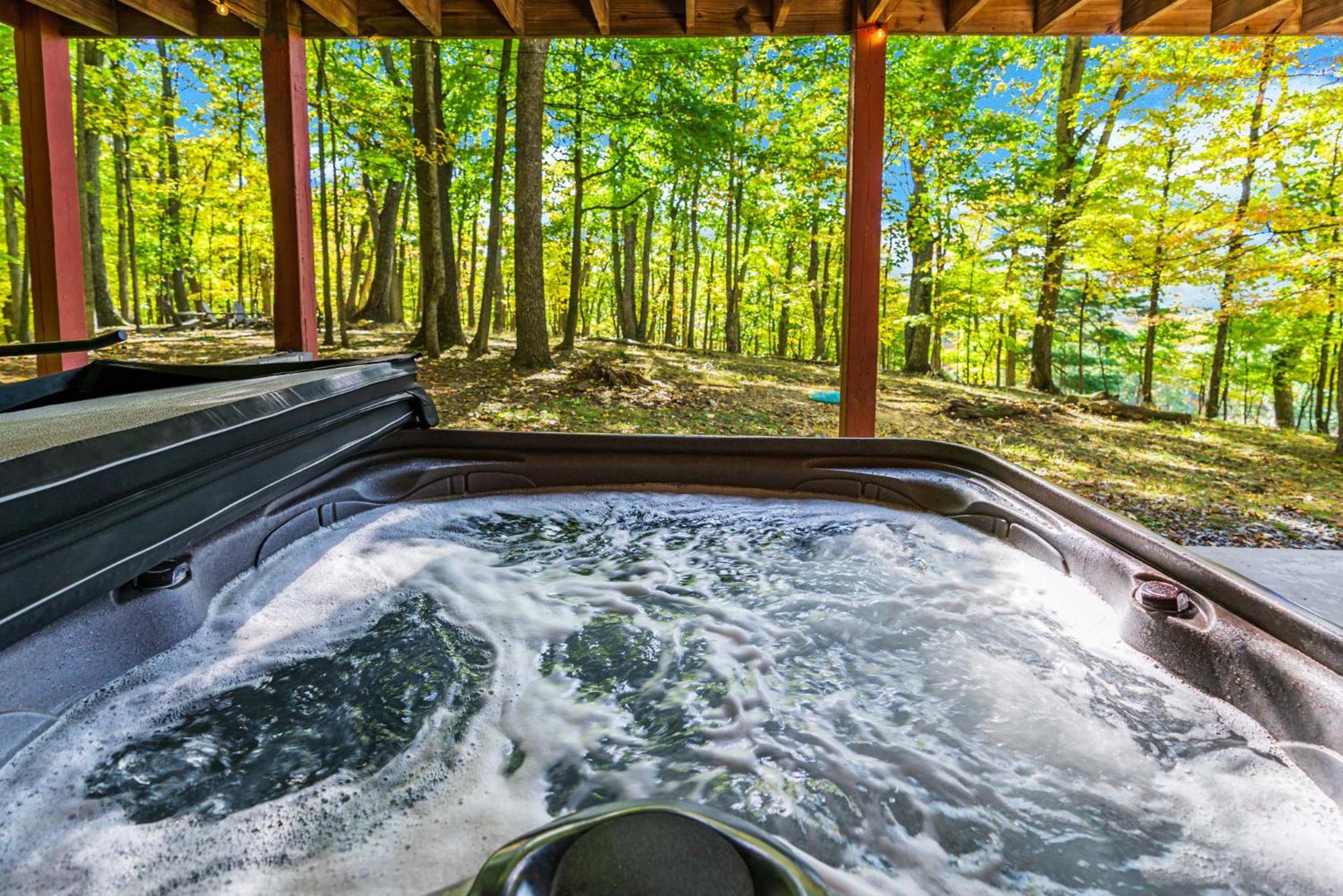 Hot Tub, Large Deck, Wifi, Fire Pit At Chalet Cabin Morton Grove المظهر الخارجي الصورة
